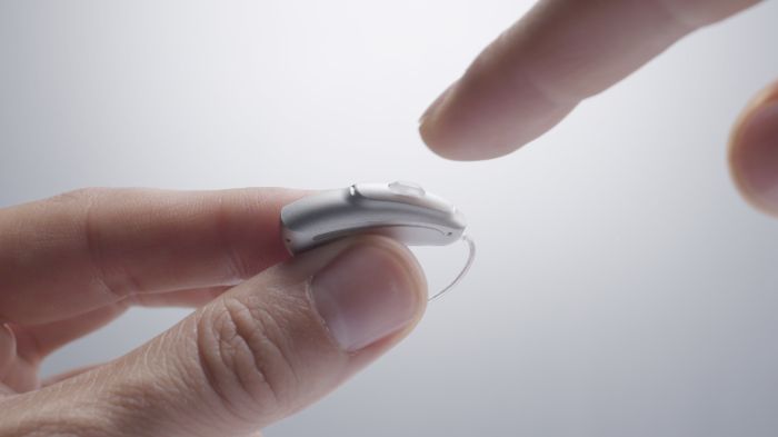 ITE hearing aid control button